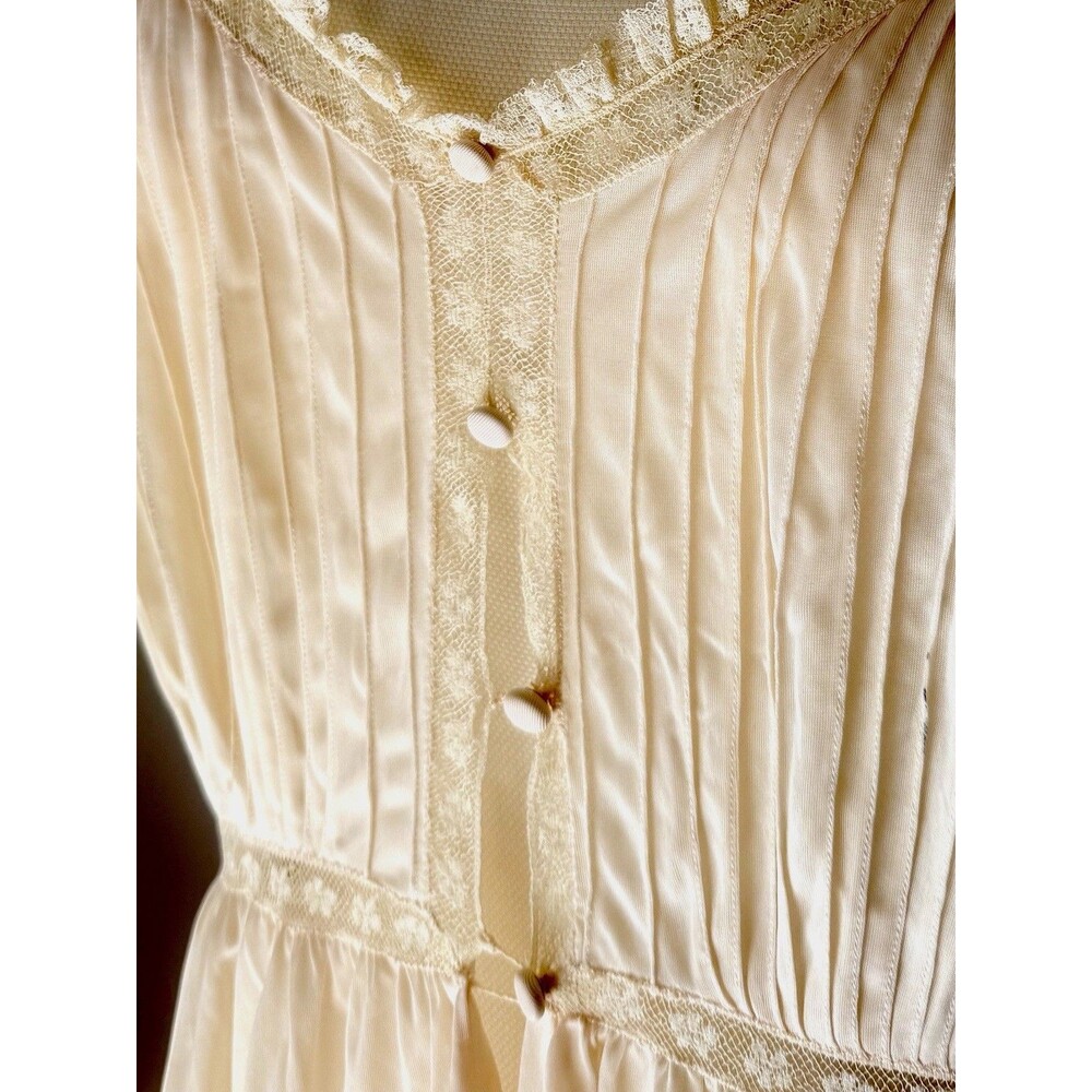 1940s Vanity Fair Bridal Nightgown Pink Lace Pintuck Lingerie Size 34 - Picture 4 of 11